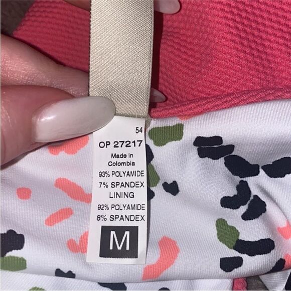 Maaji NWT Lipstick Rose Reversible Splendour Mid Rise
Bikini Bottoms Size M - Picture 10 of 10